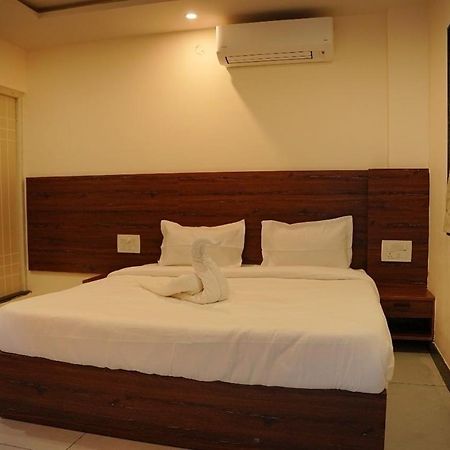 Super Townhouse Shivamogga Formerly Karthik Bhavan Eksteriør bilde