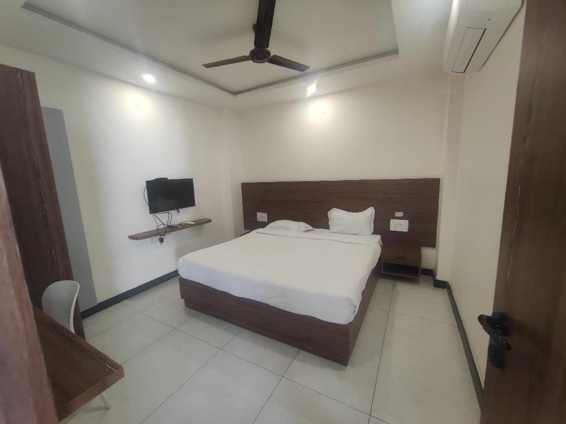 Super Townhouse Shivamogga Formerly Karthik Bhavan Eksteriør bilde