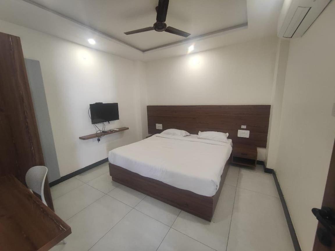 Super Townhouse Shivamogga Formerly Karthik Bhavan Eksteriør bilde