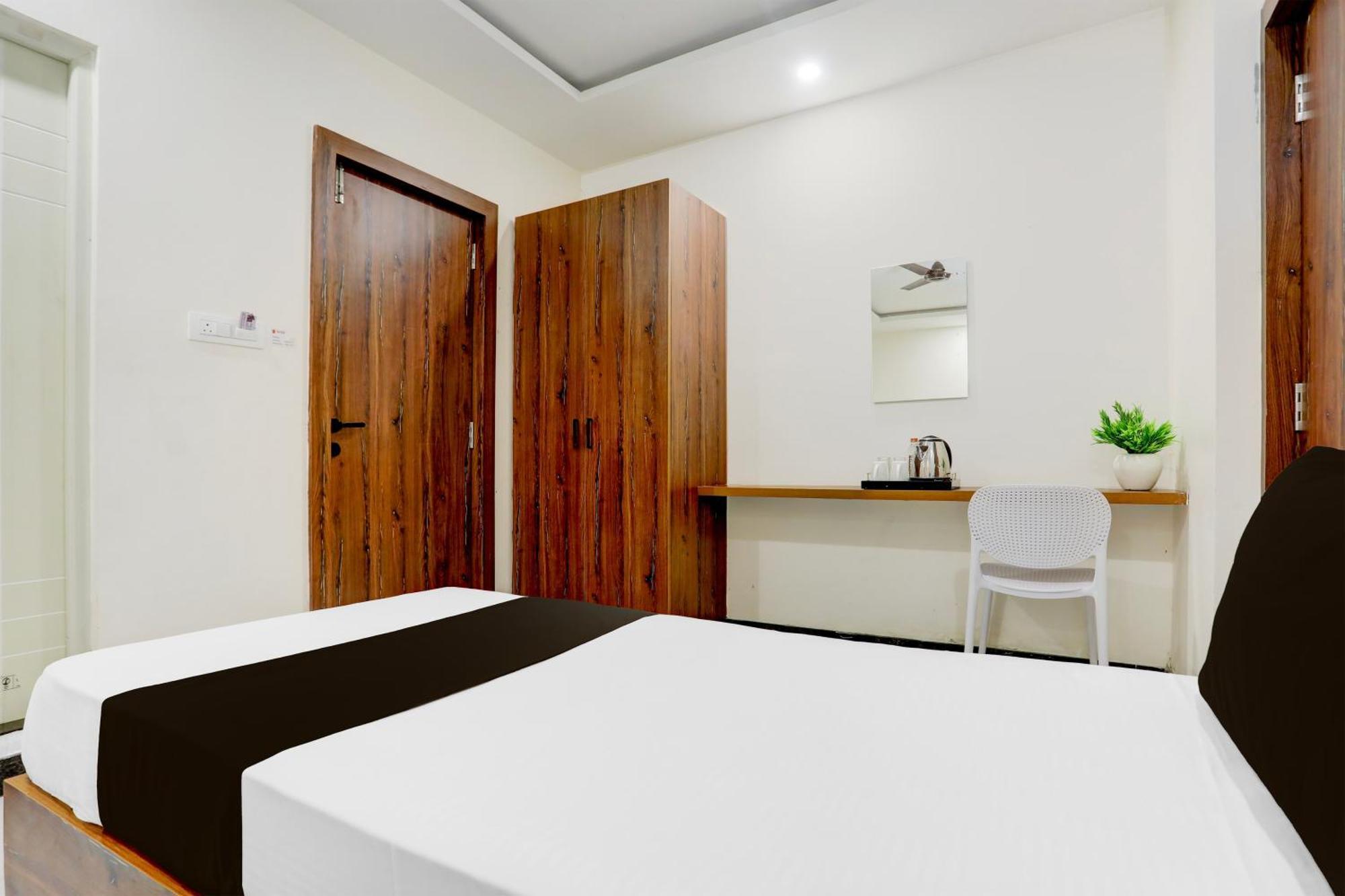Super Townhouse Shivamogga Formerly Karthik Bhavan Eksteriør bilde