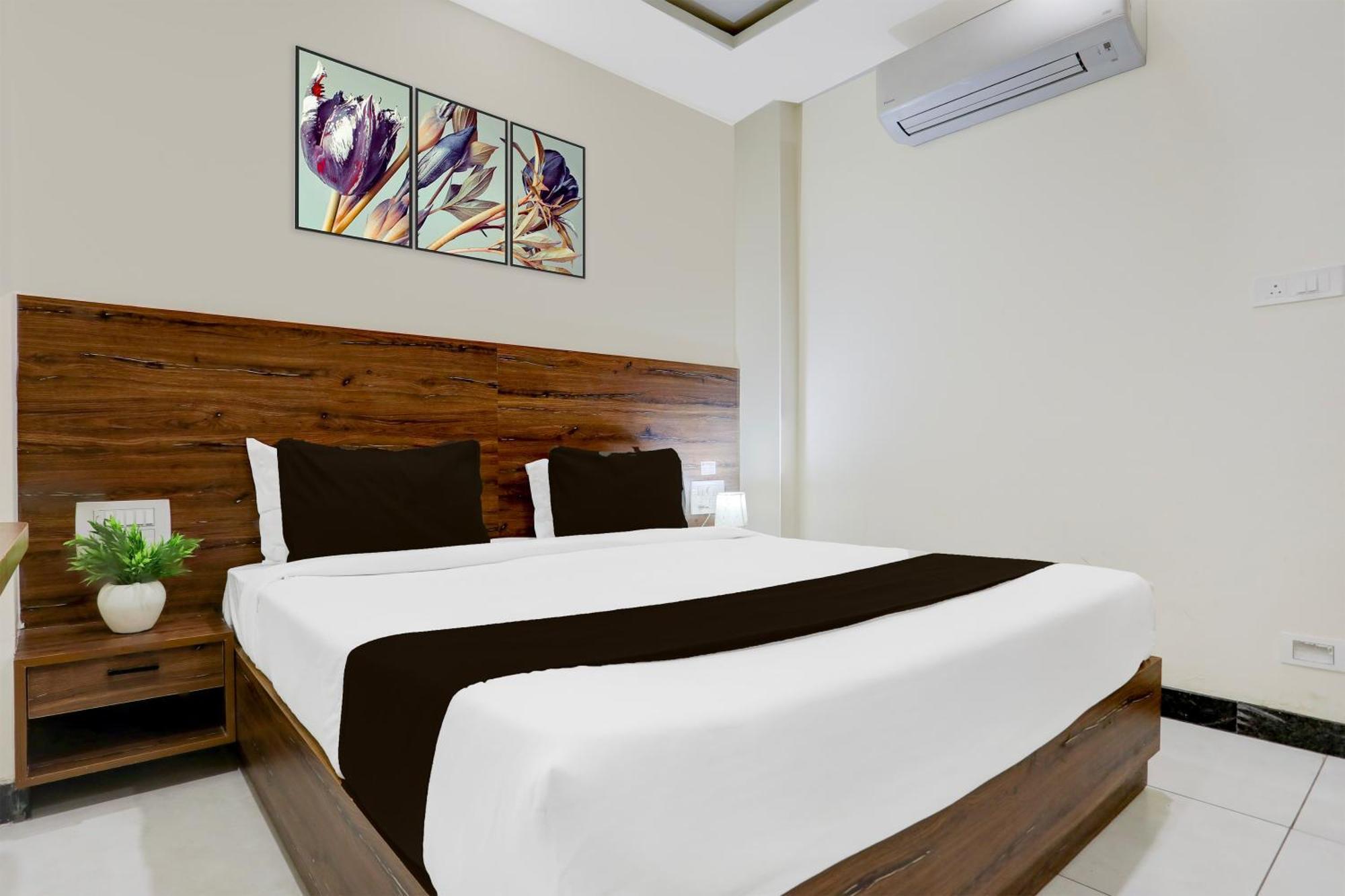 Super Townhouse Shivamogga Formerly Karthik Bhavan Eksteriør bilde