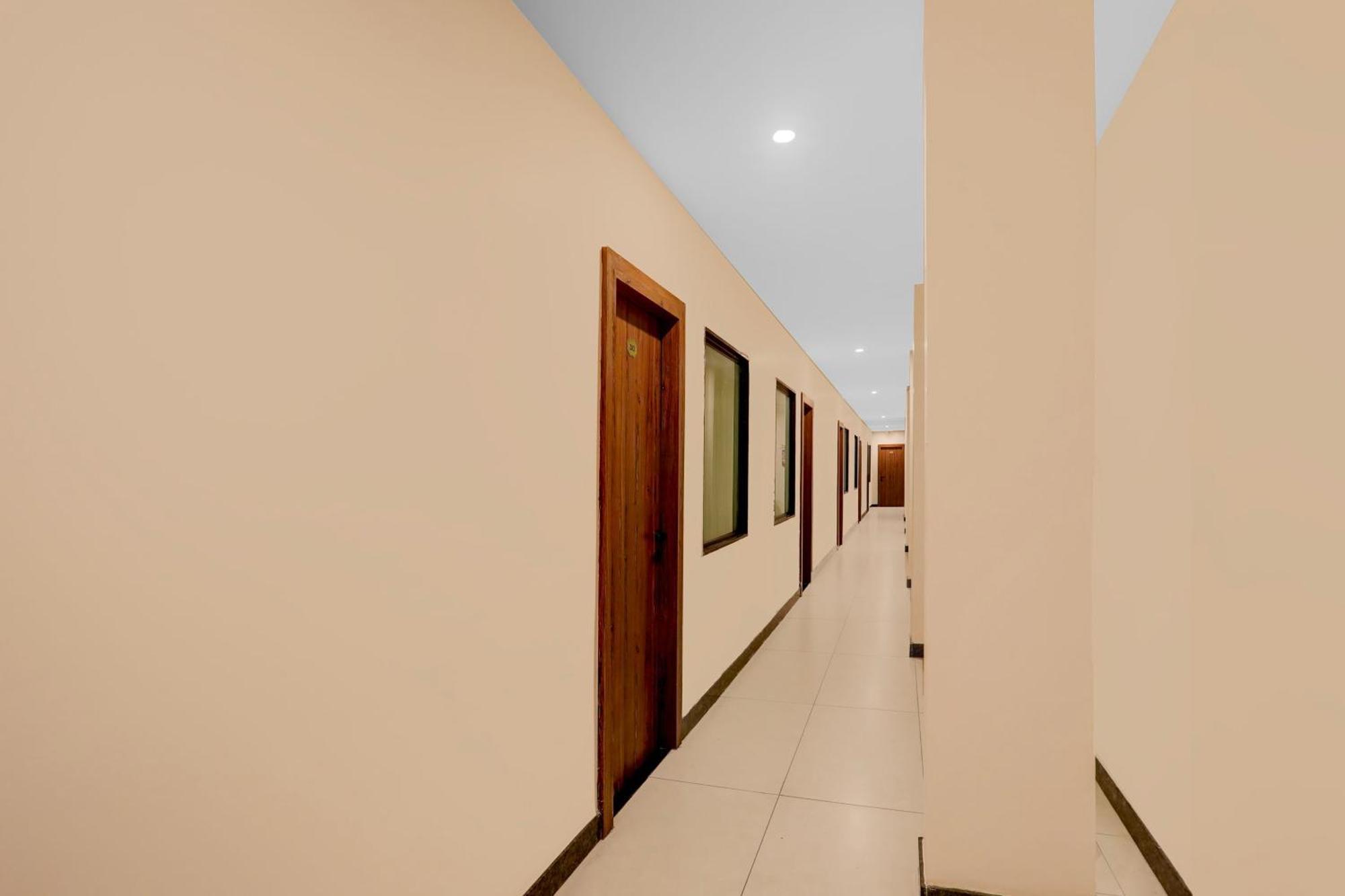 Super Townhouse Shivamogga Formerly Karthik Bhavan Eksteriør bilde