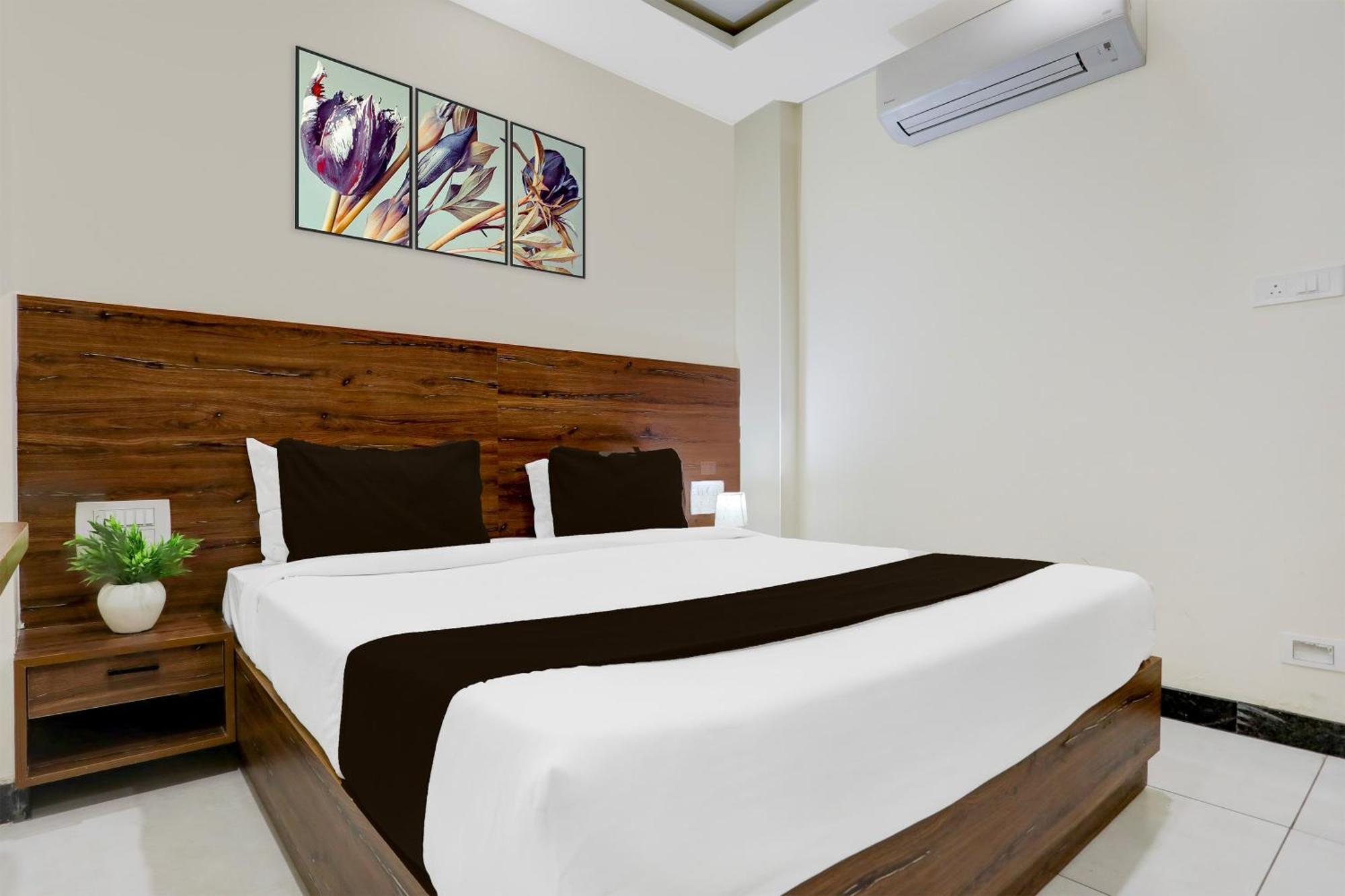 Super Townhouse Shivamogga Formerly Karthik Bhavan Eksteriør bilde